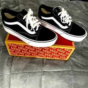 🦶🏽Old Skool platform vans🦶🏽